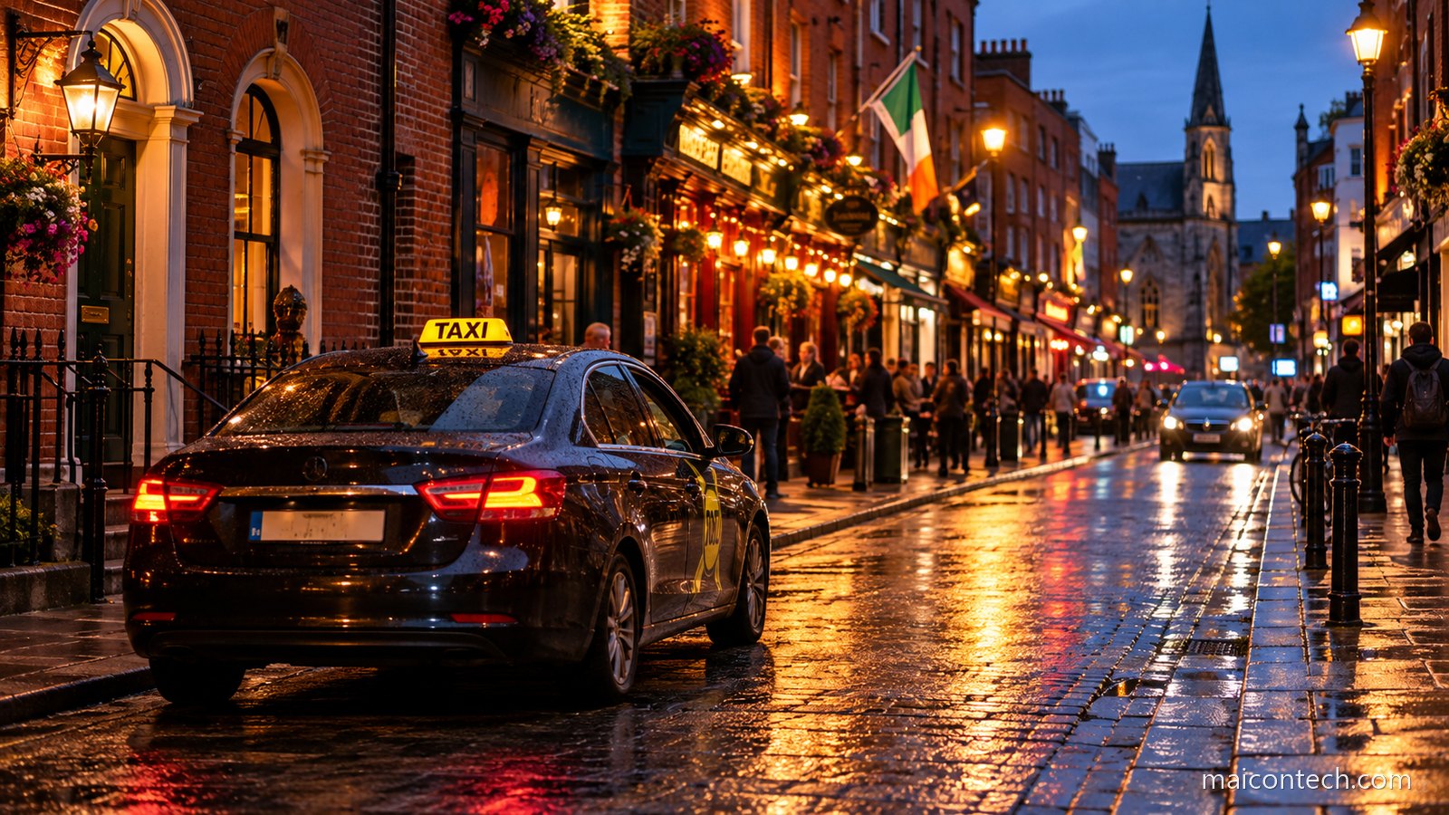 Rua de Dublin ao anoitecer com fachadas de tijolo vermelho e pubs iluminados, um taxi com distico no tejadilho parado junto ao passeio e o chao molhado a refletir as luzes